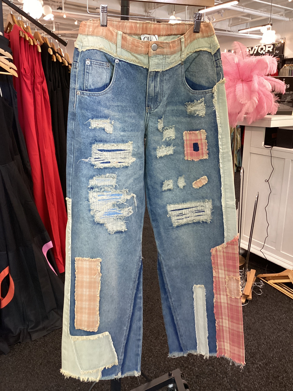 JP0212 Patch Detail Denim Pants