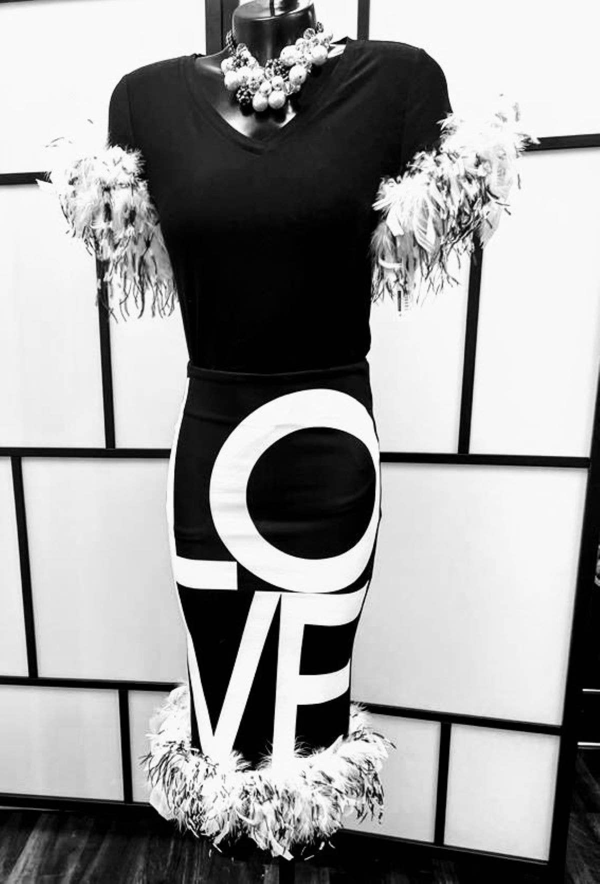 LOVE pencil skirt w/ feather hemline