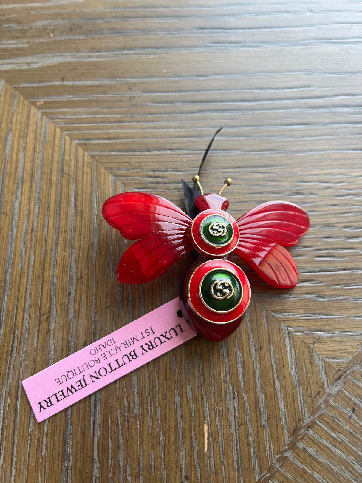 20M BUG BROOCH