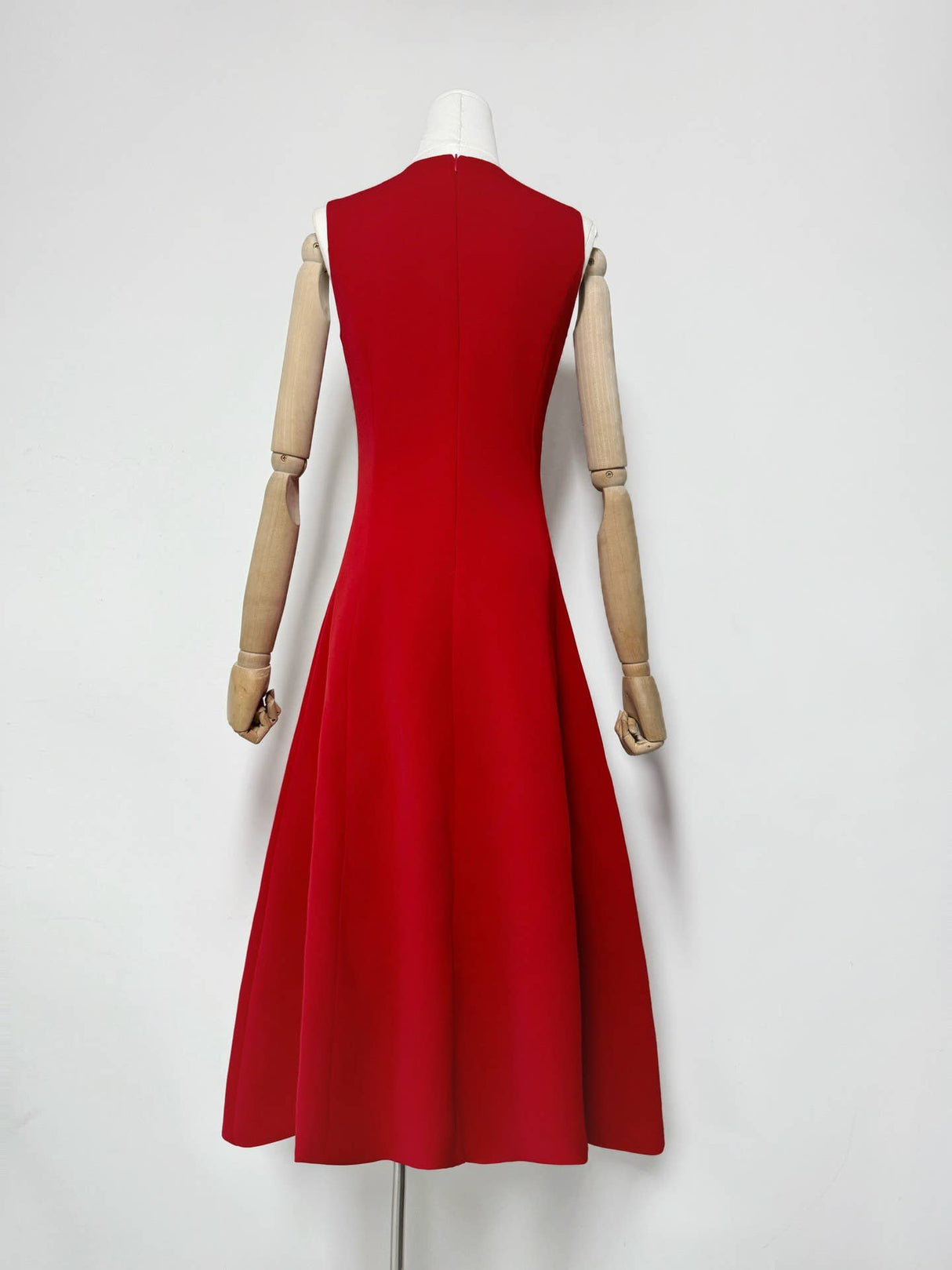DR750Y Sleeveless 3D Floral Embroidered Elegant Long Dress