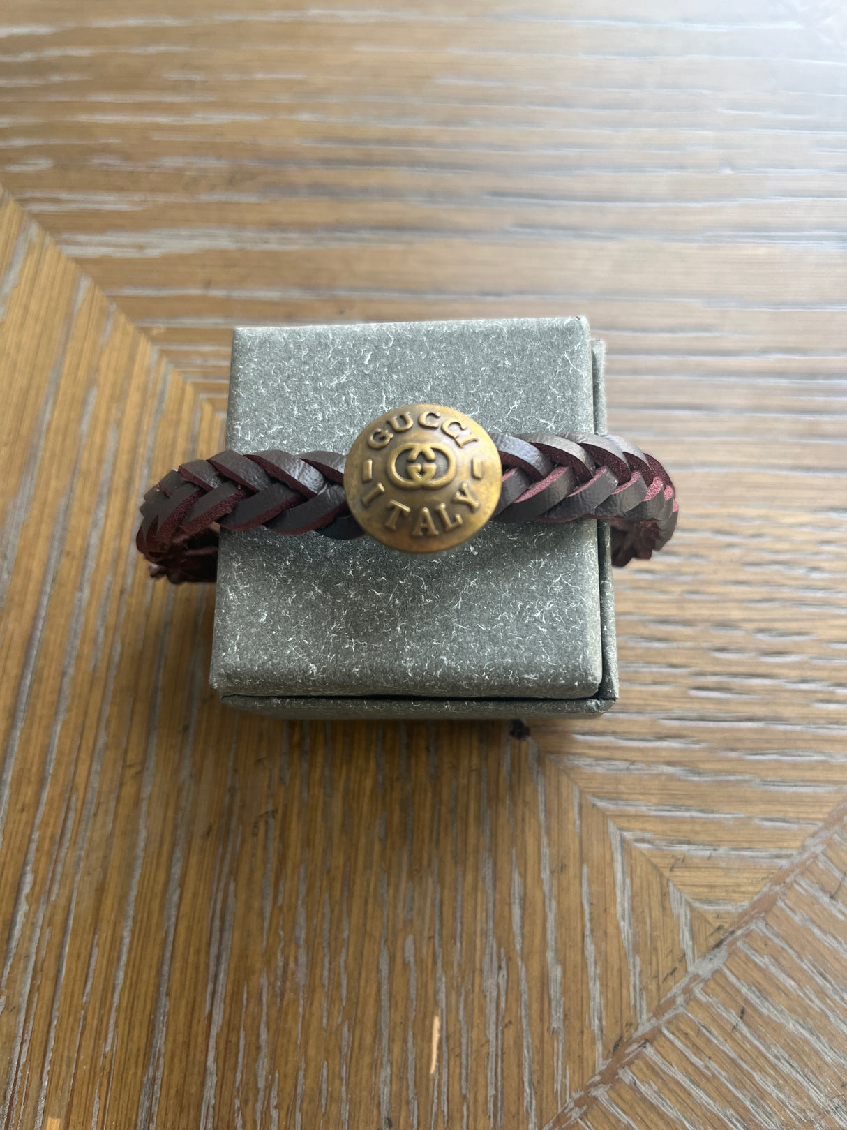 21L CINCH STYLE LEATHER BRACELET