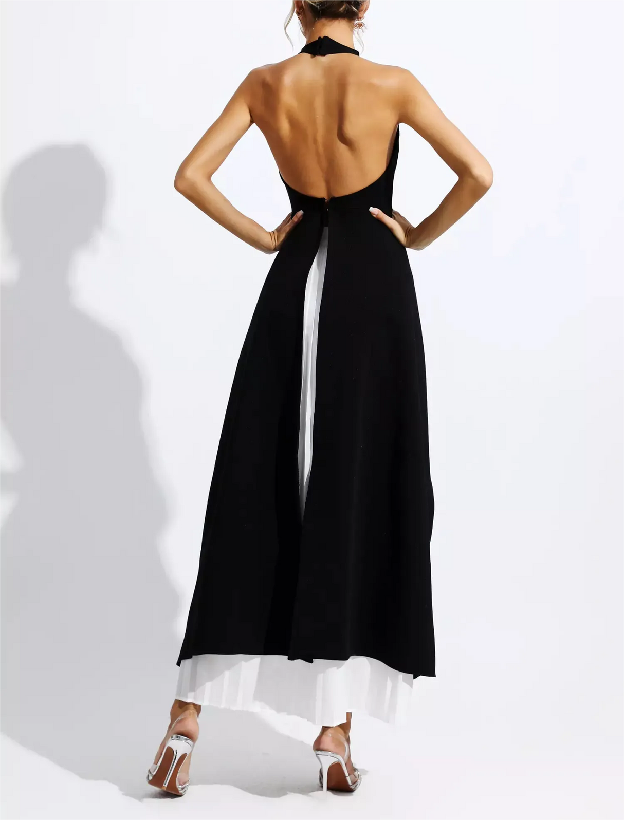 SET090 Autumn Chic: Halter Top & Pleated Skirt