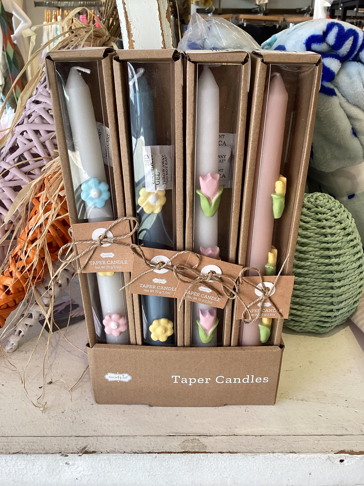 40960111 Flower Taper Candle