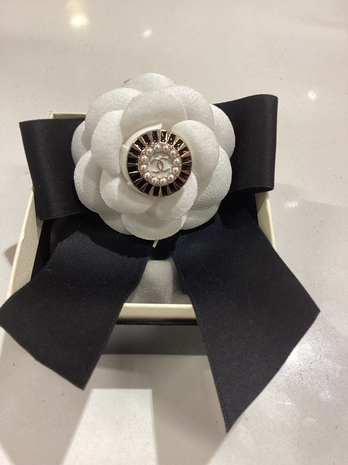 18C Brooch