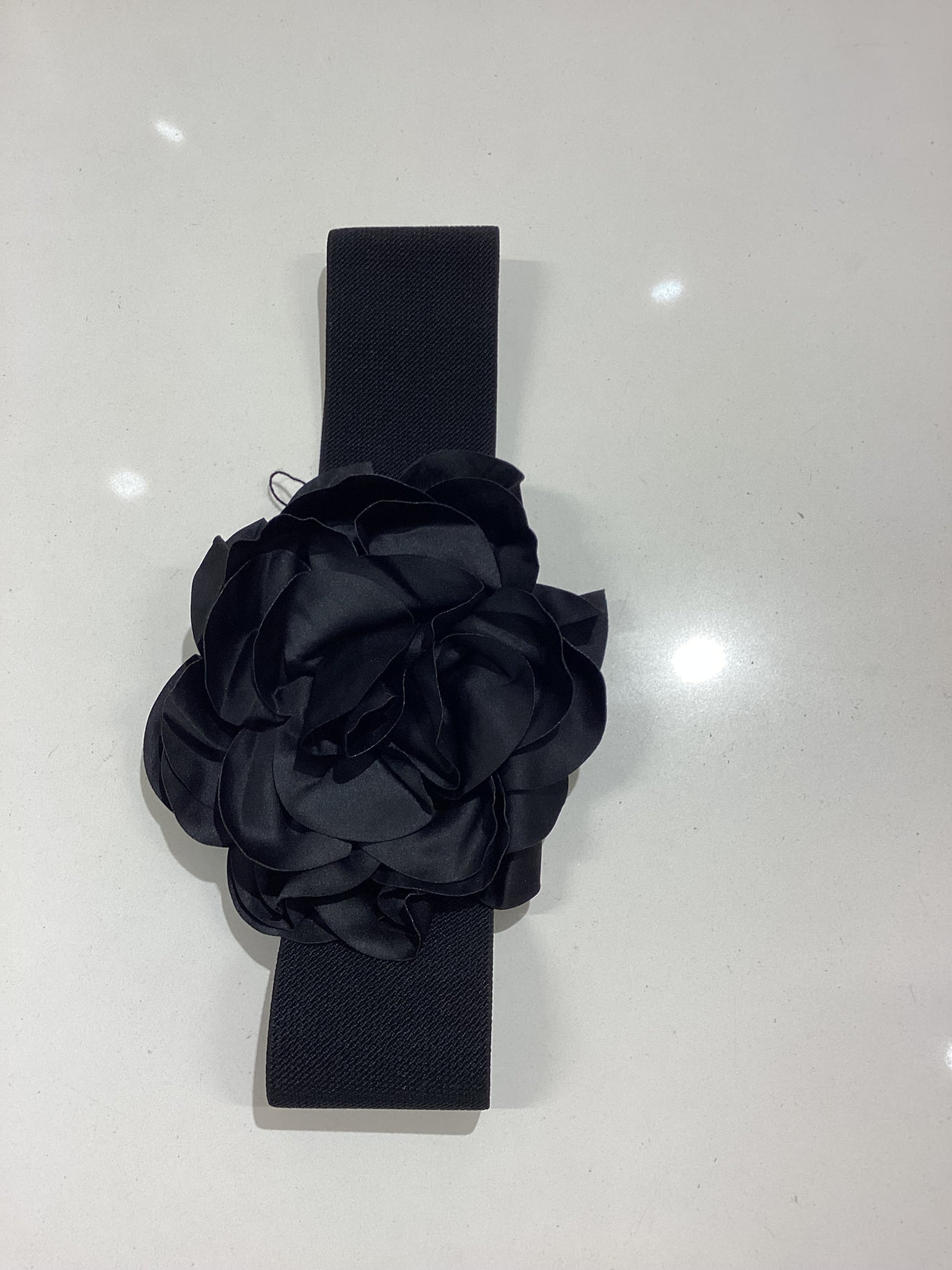 BT981 BLK Flower Belt