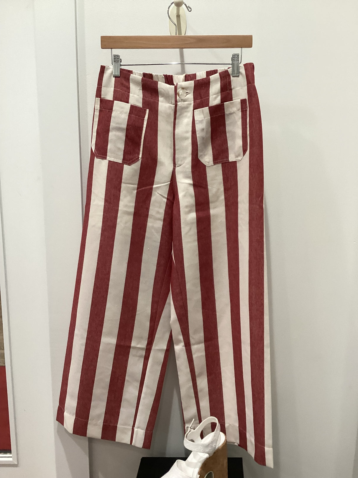 H50935 Striped Pants