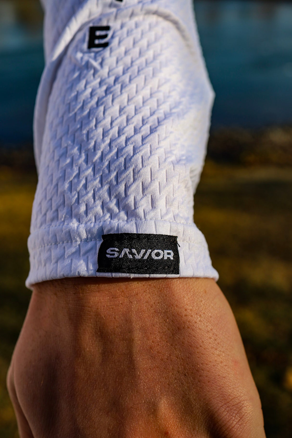 41SWPHU Savior w/side Sleeve Illusion Mesh