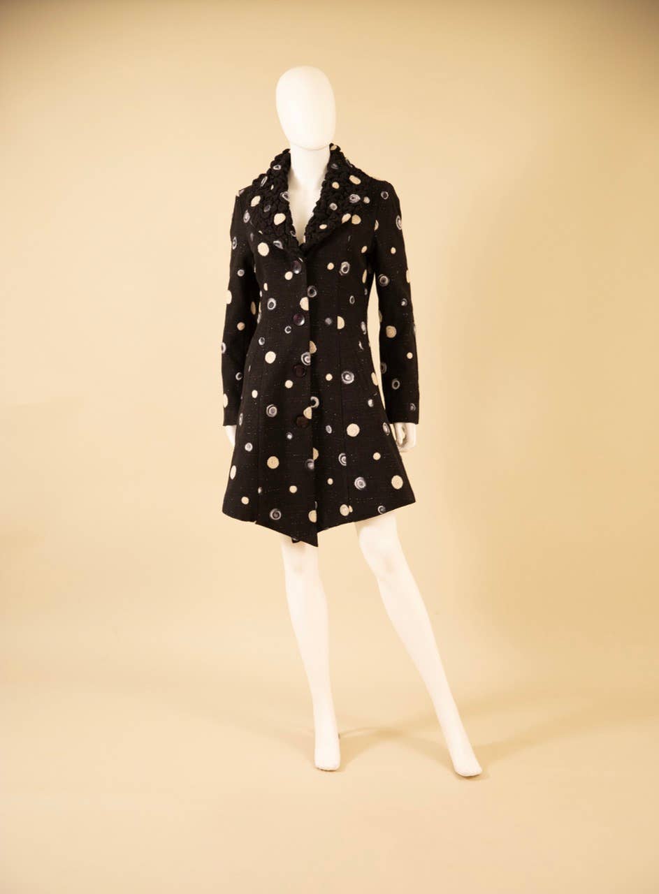 F26065 Embroidery Dots Pucker Collar Coat