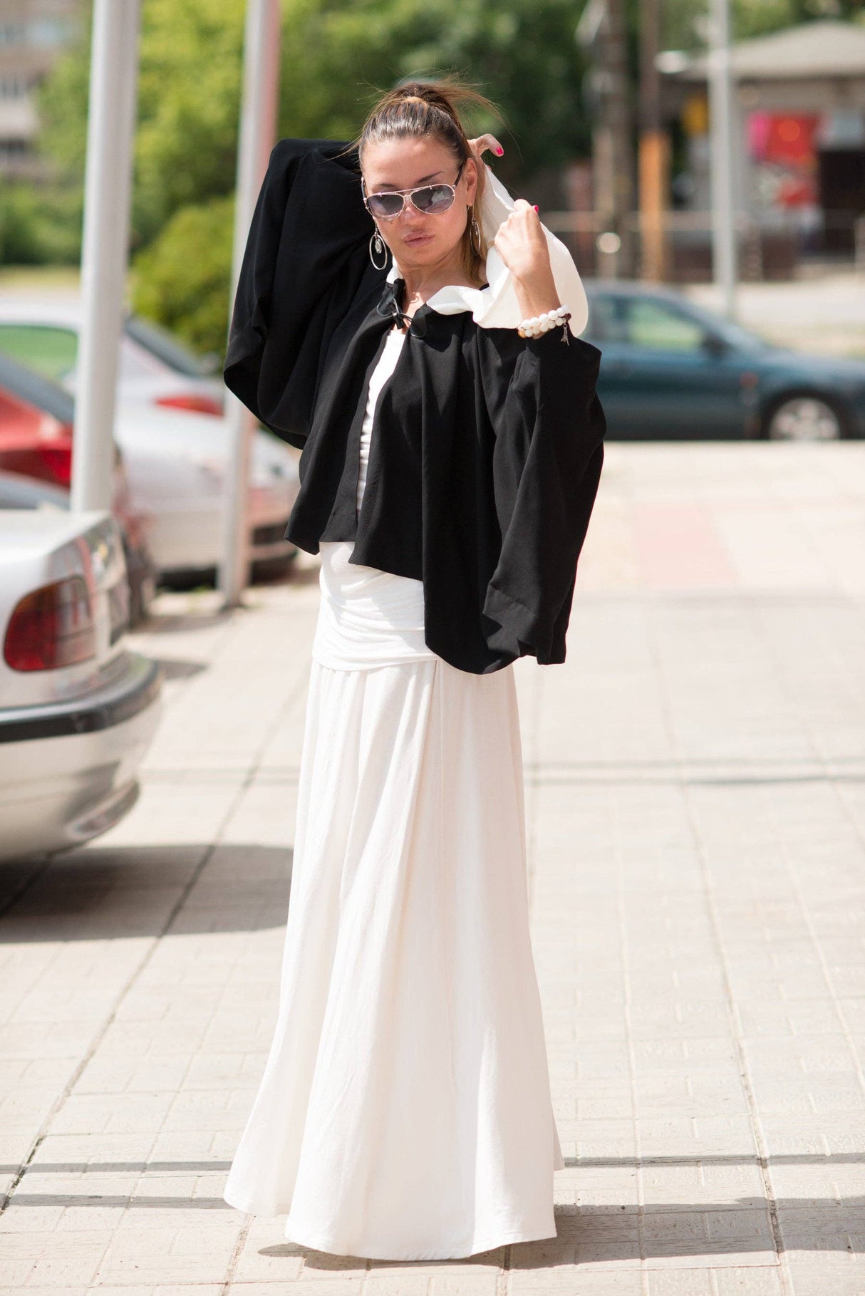 Black and White Hooded Summer Vest ANASTASIA