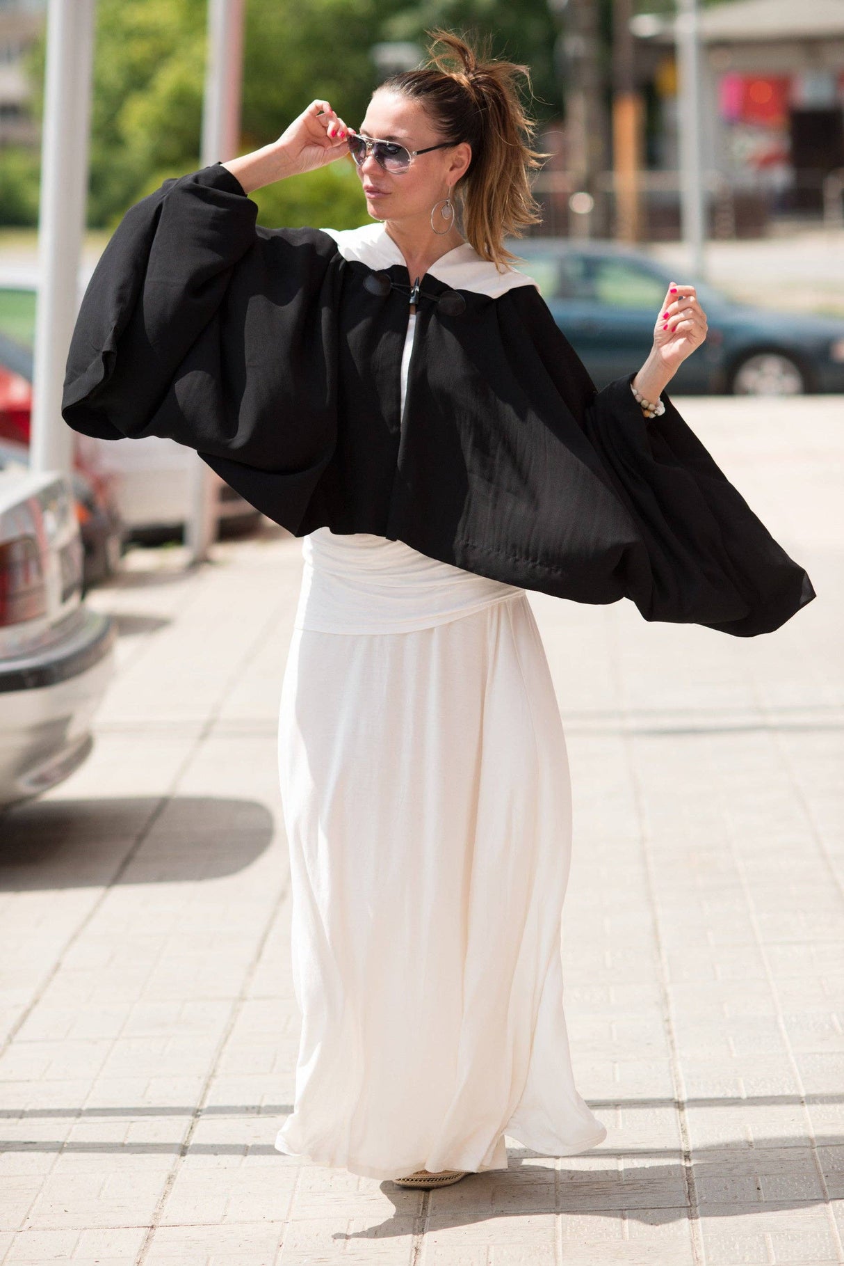 Black and White Hooded Summer Vest ANASTASIA