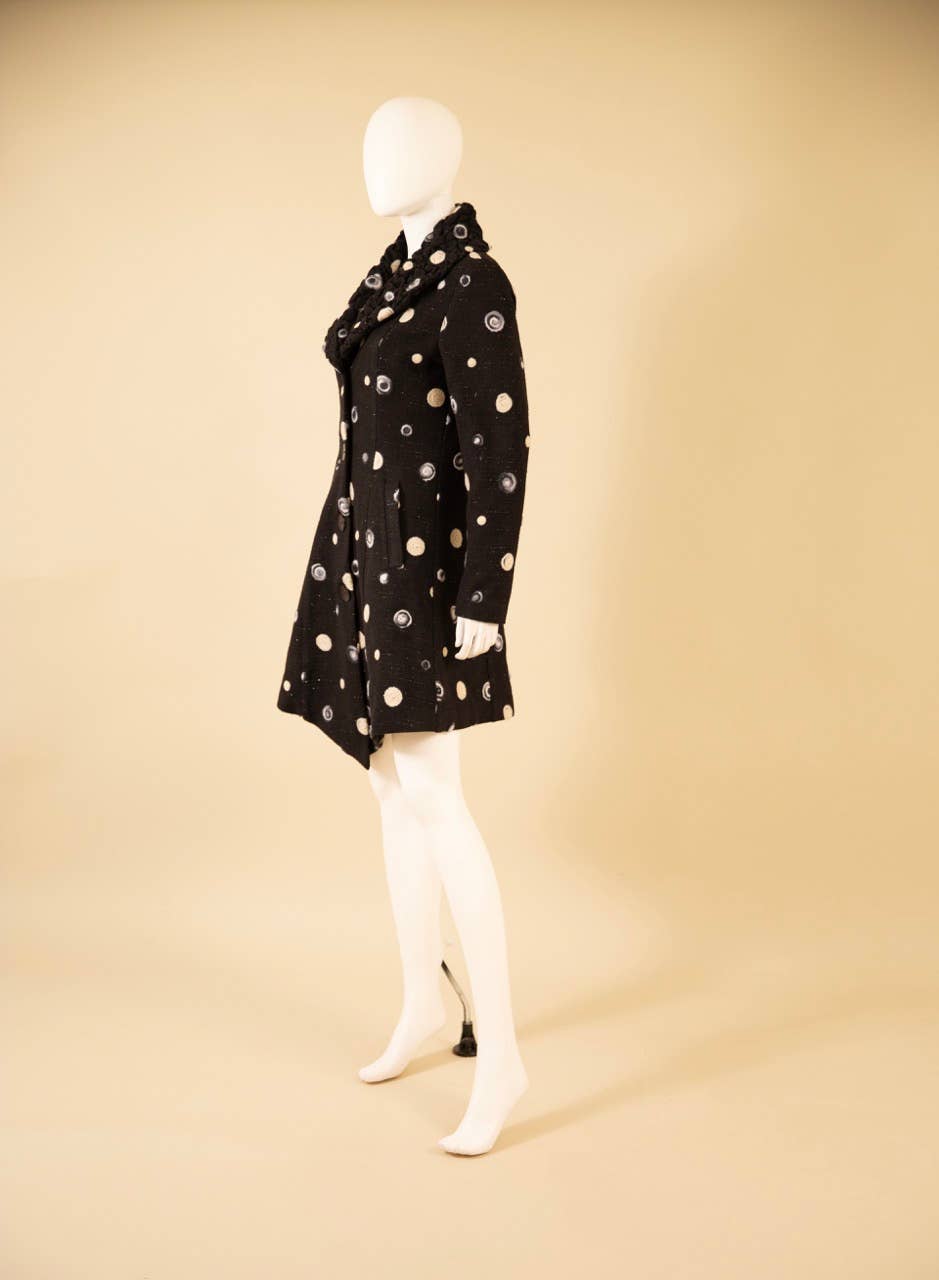 F26065 Embroidery Dots Pucker Collar Coat
