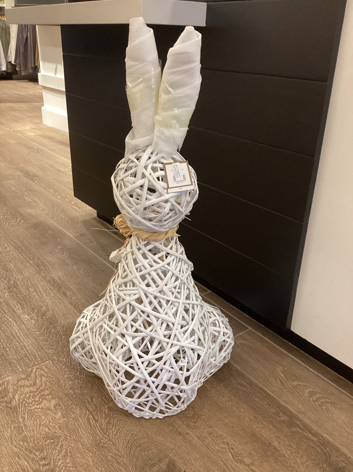 127419017 Willow Peter Rabbit Bright White 16X30