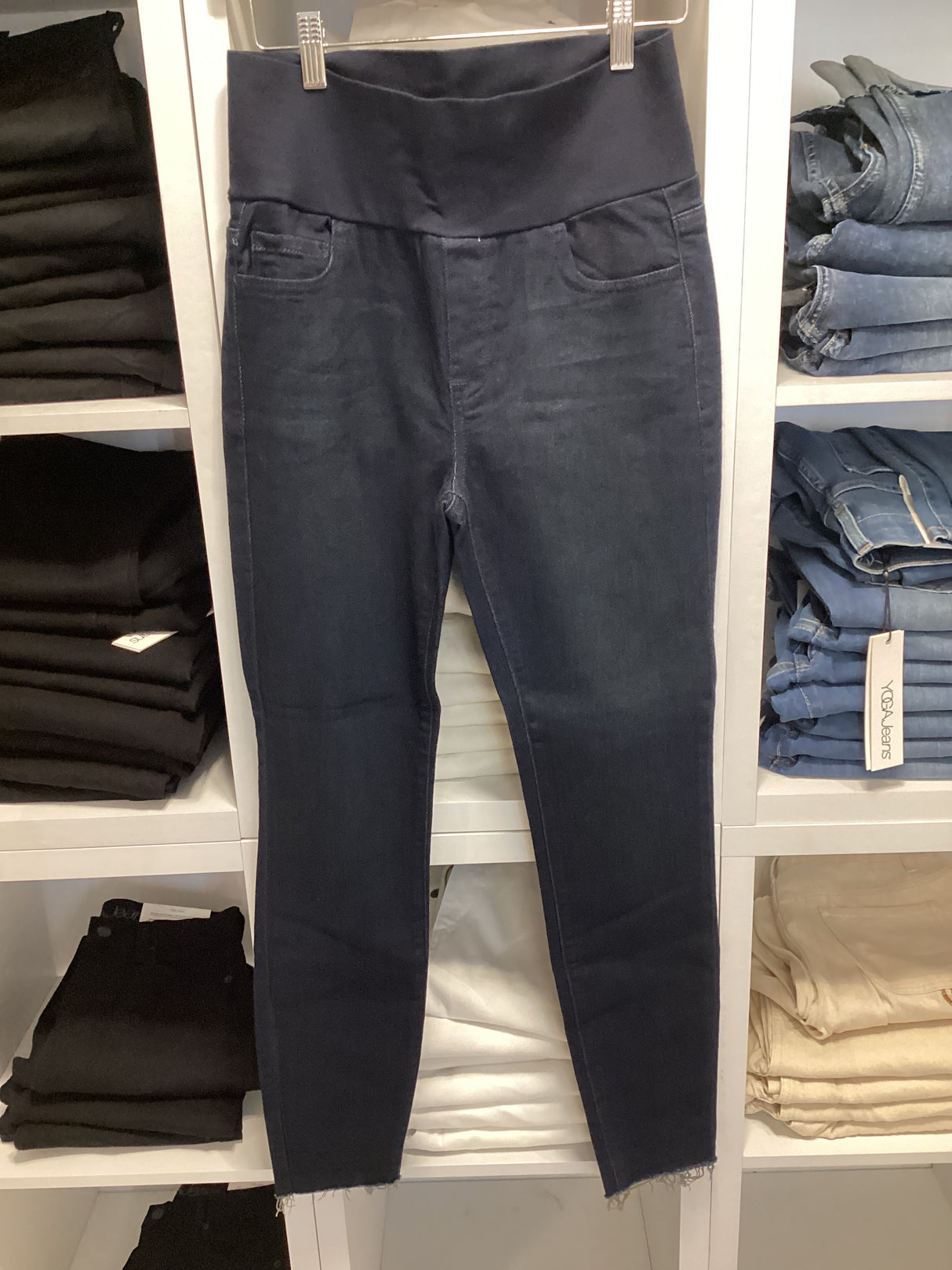 B4845 Dark Blue Skinny Ankle -Small