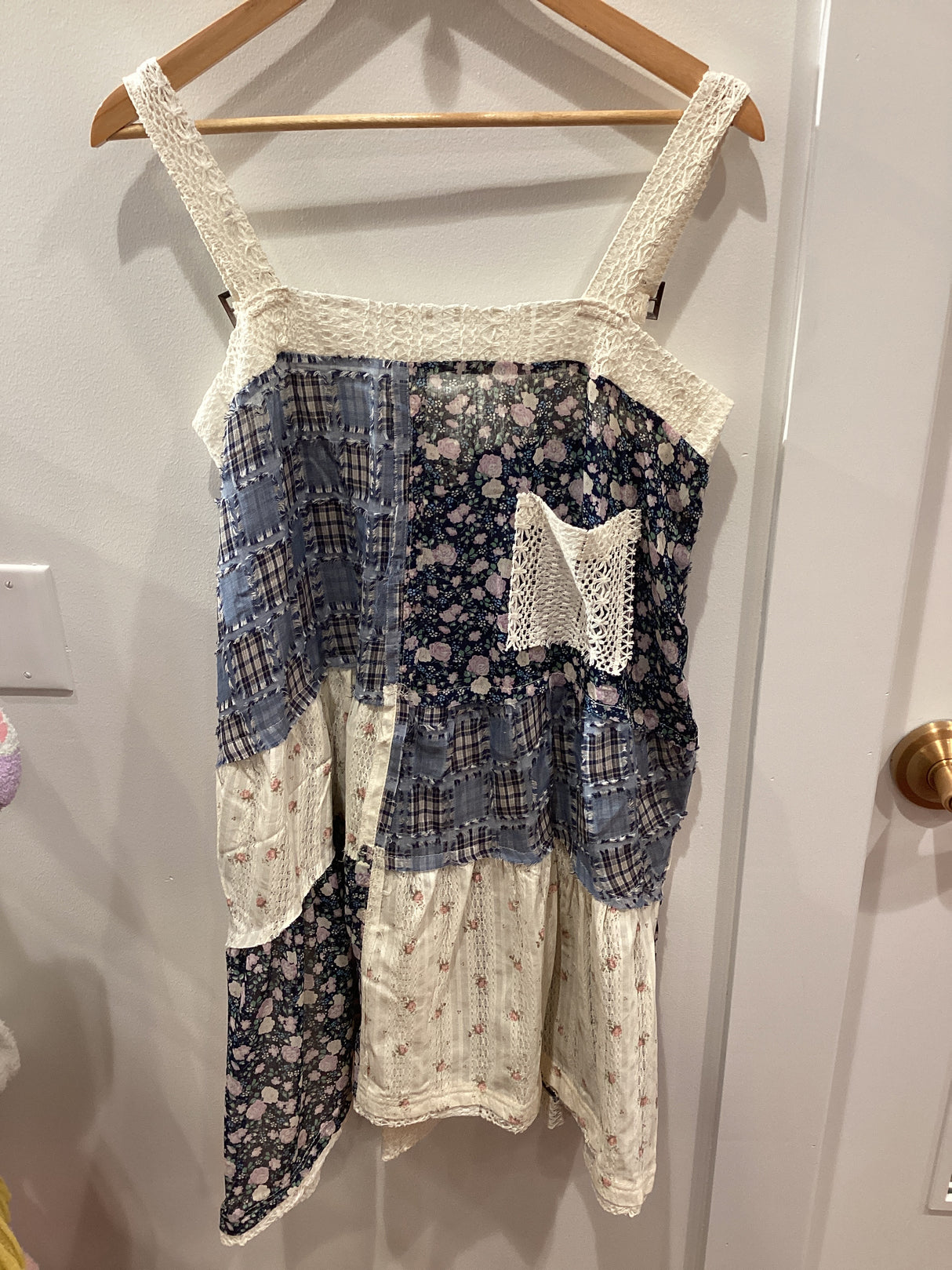 UWT350 BLUE FLORAL MULTI