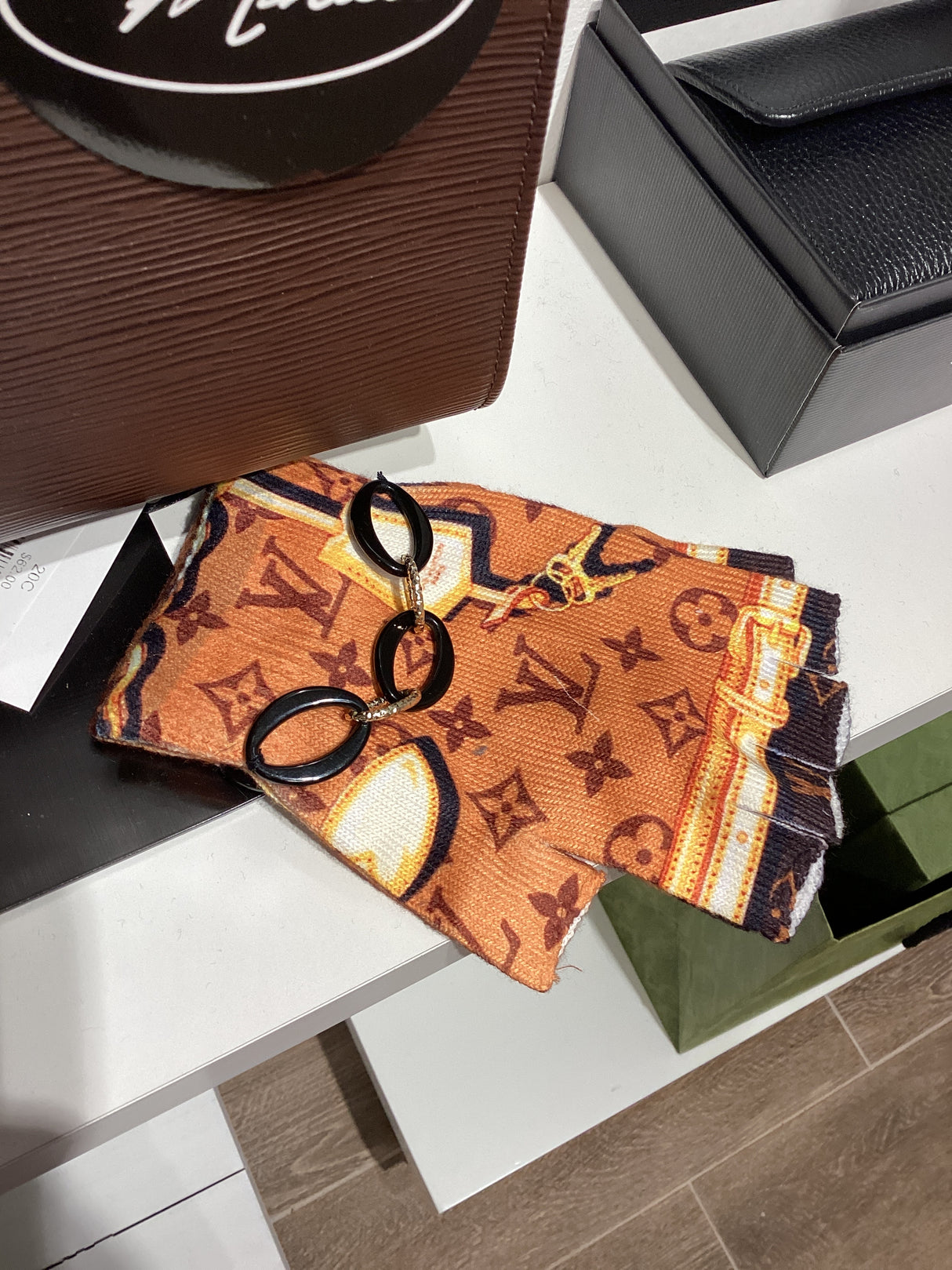 20C fingerless gloves