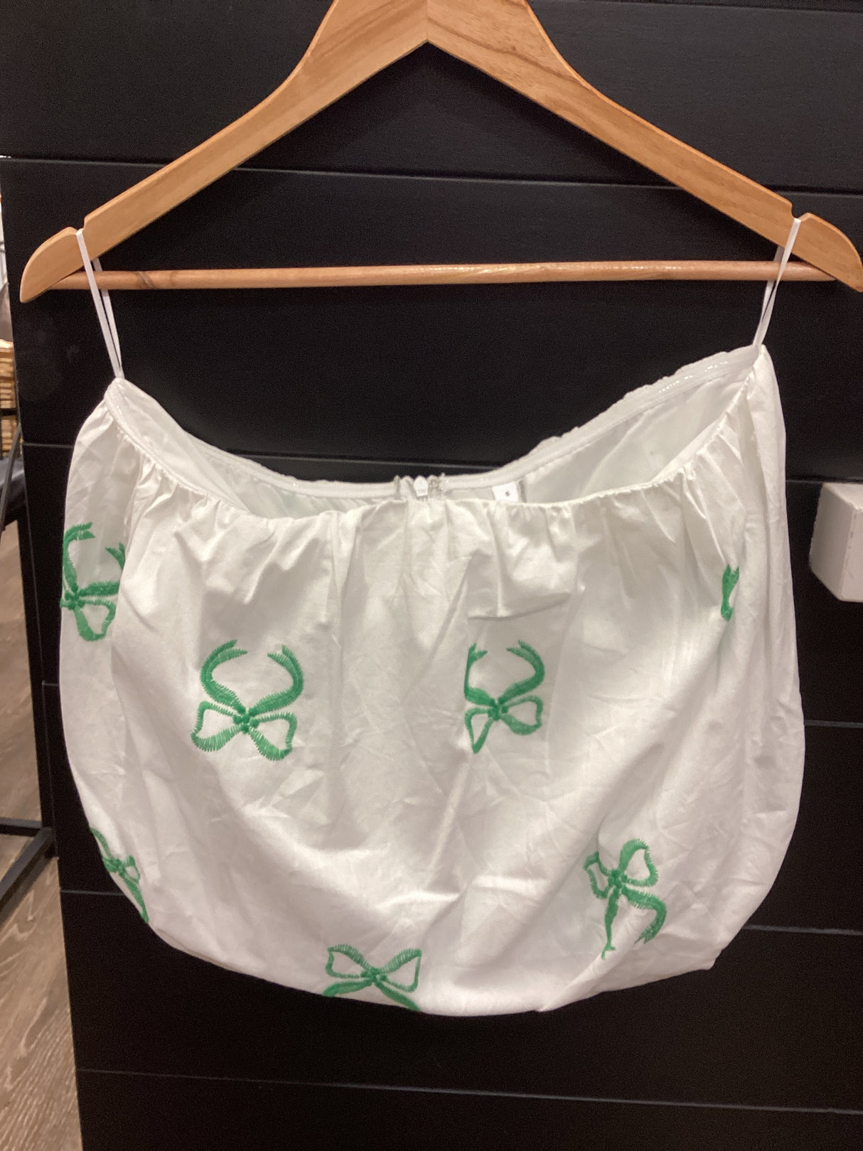 GT7910 BALLOON STRAPLESS TOP