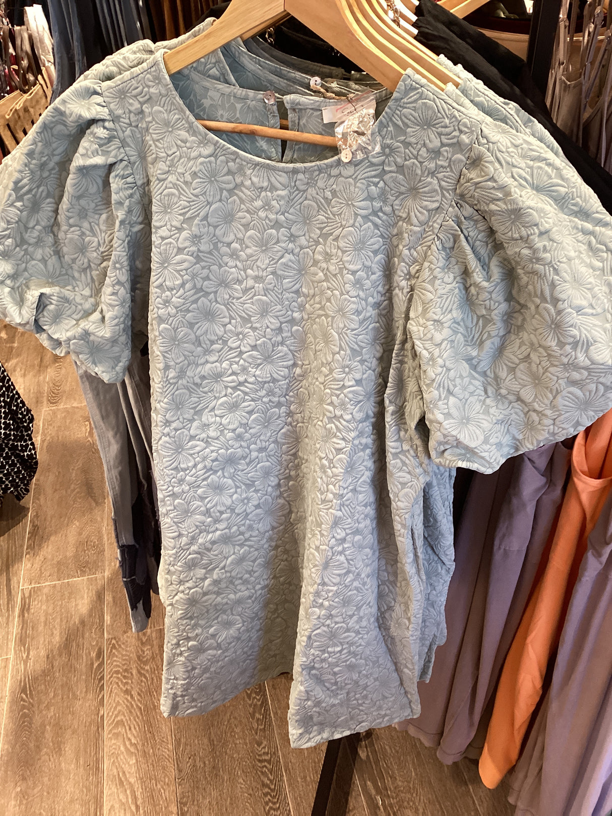 ED25574 PUFF SLEEVE DRESS