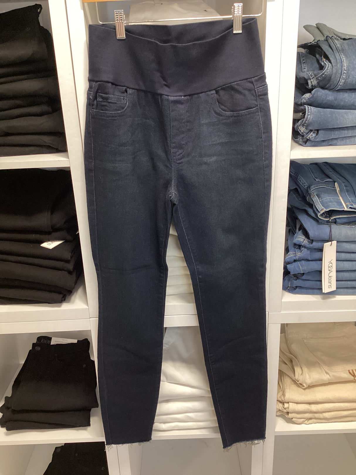 B4845 Dark Blue Skinny An-L