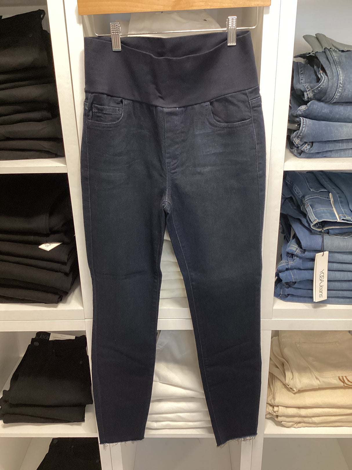 B4845 Dark Blue Skinny An-M