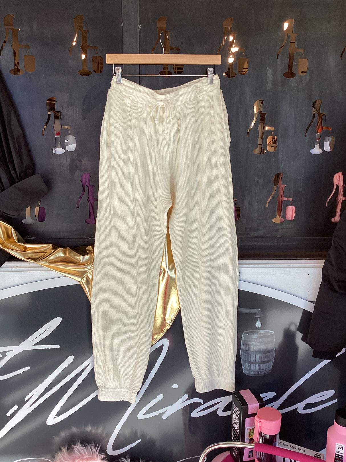 DZ23F254 Cream Pants