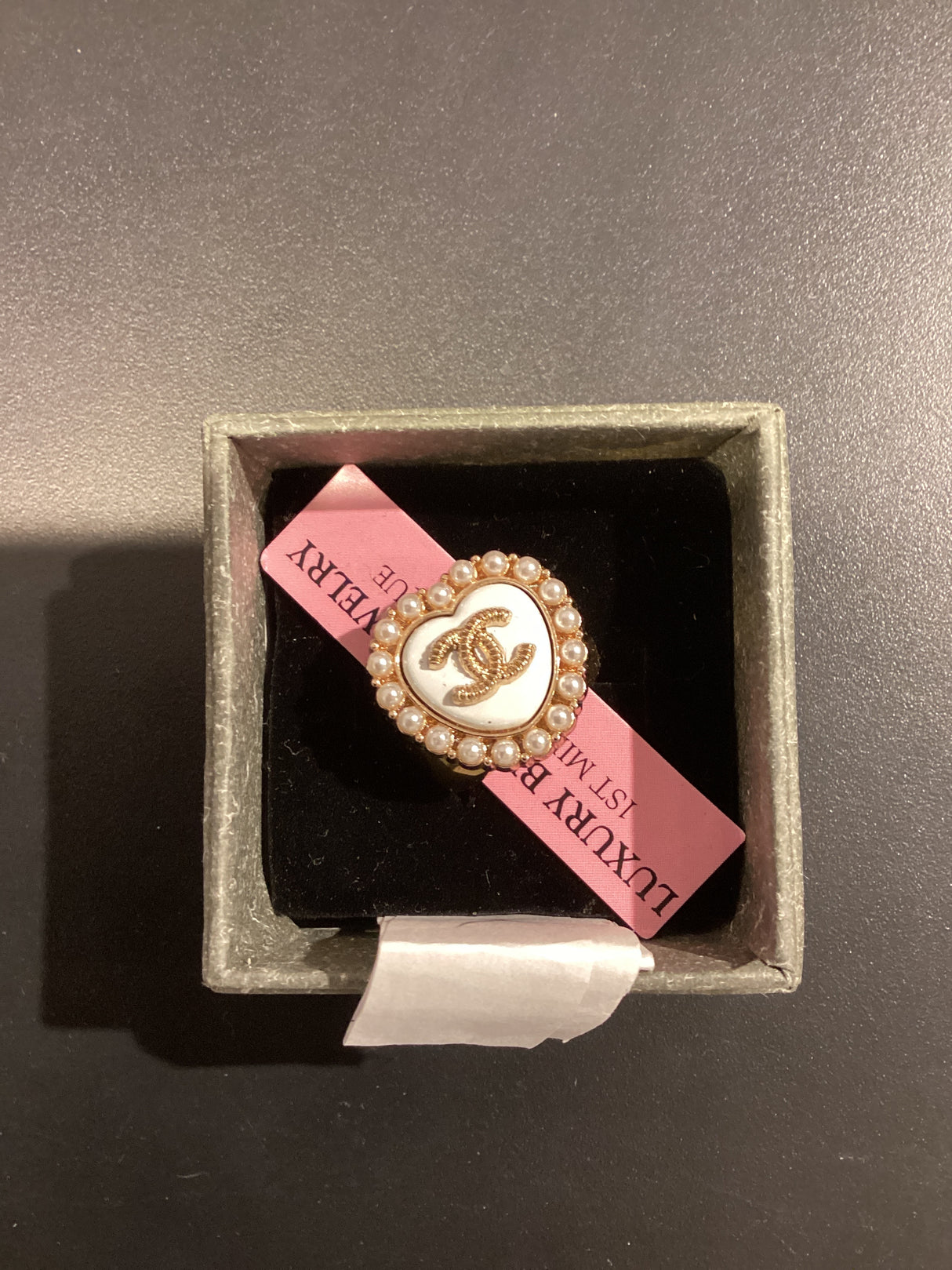 22-K RING C BUTTON HEART/PEARL