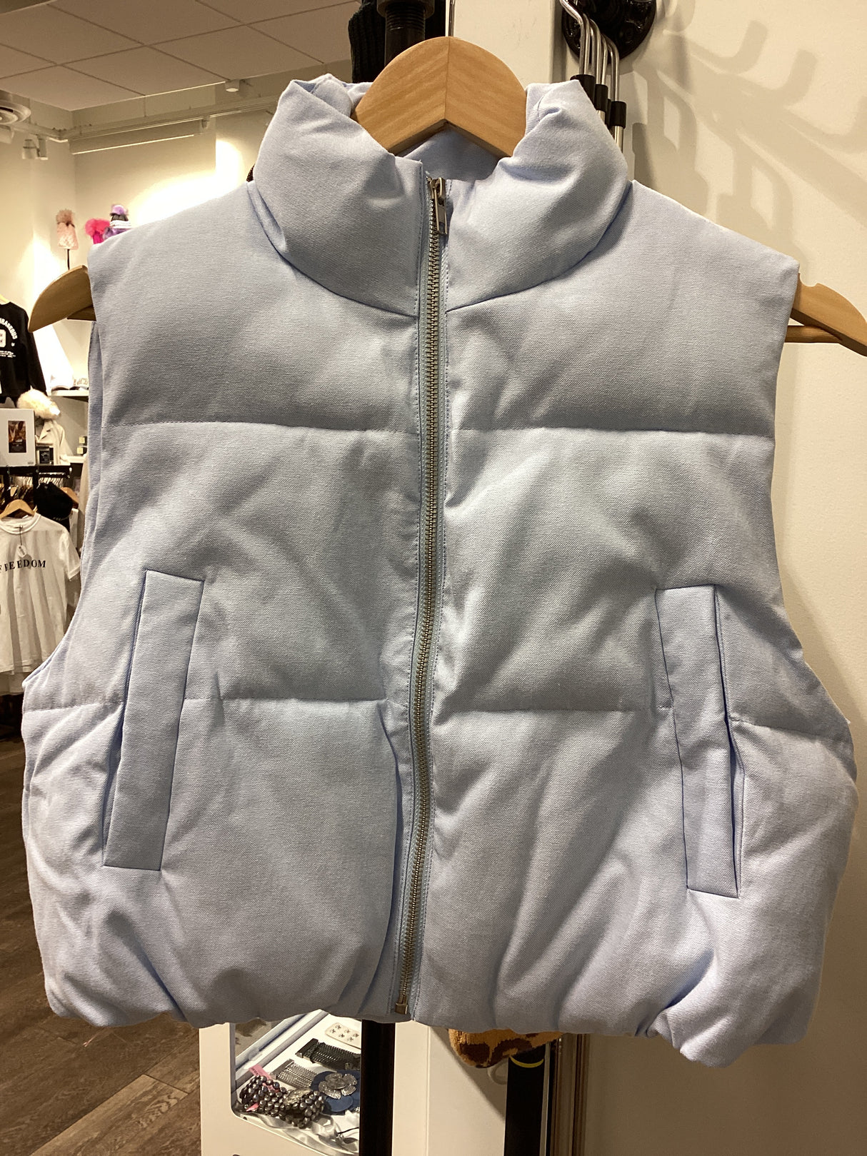 IJ39363-06 Light Blue Vest