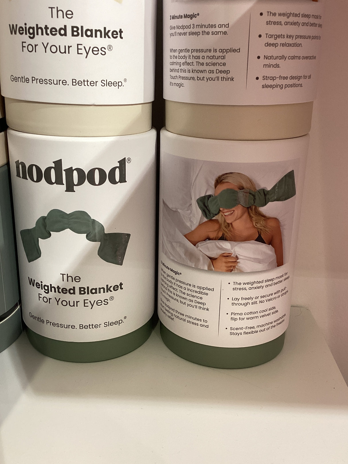 857465006388 THE WEIGHTED BLANKET FOR YOUR EYES - Sage