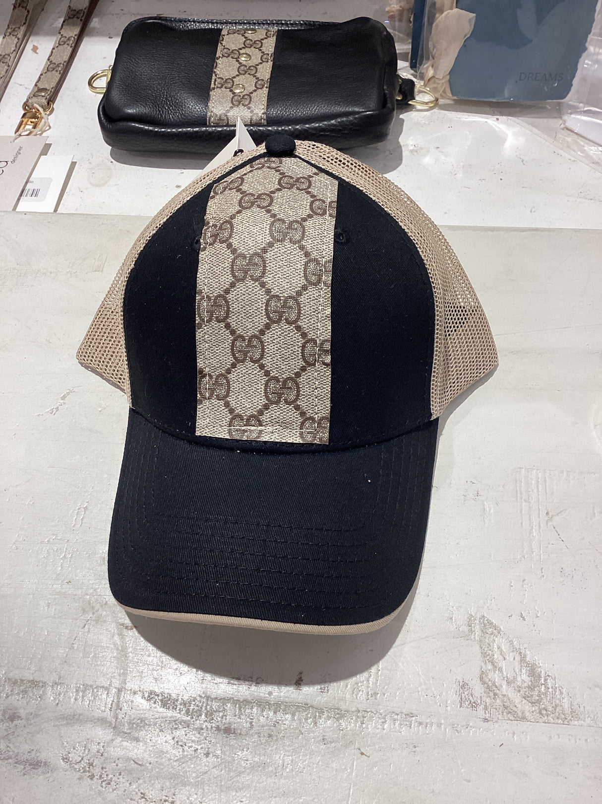 2000-B Couture Cap-G Blk