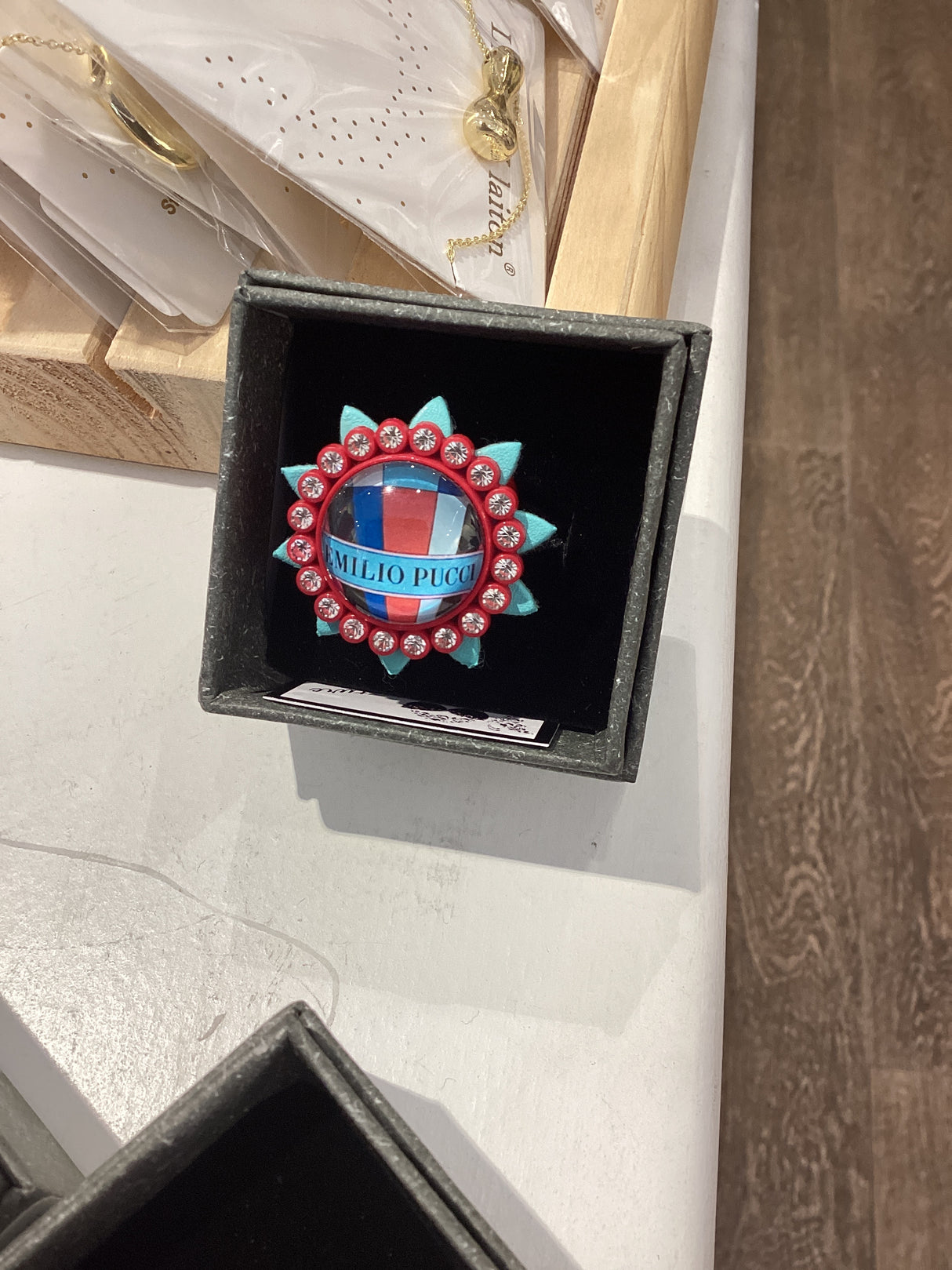 24F KITSCHY COSTUME COLLECTION