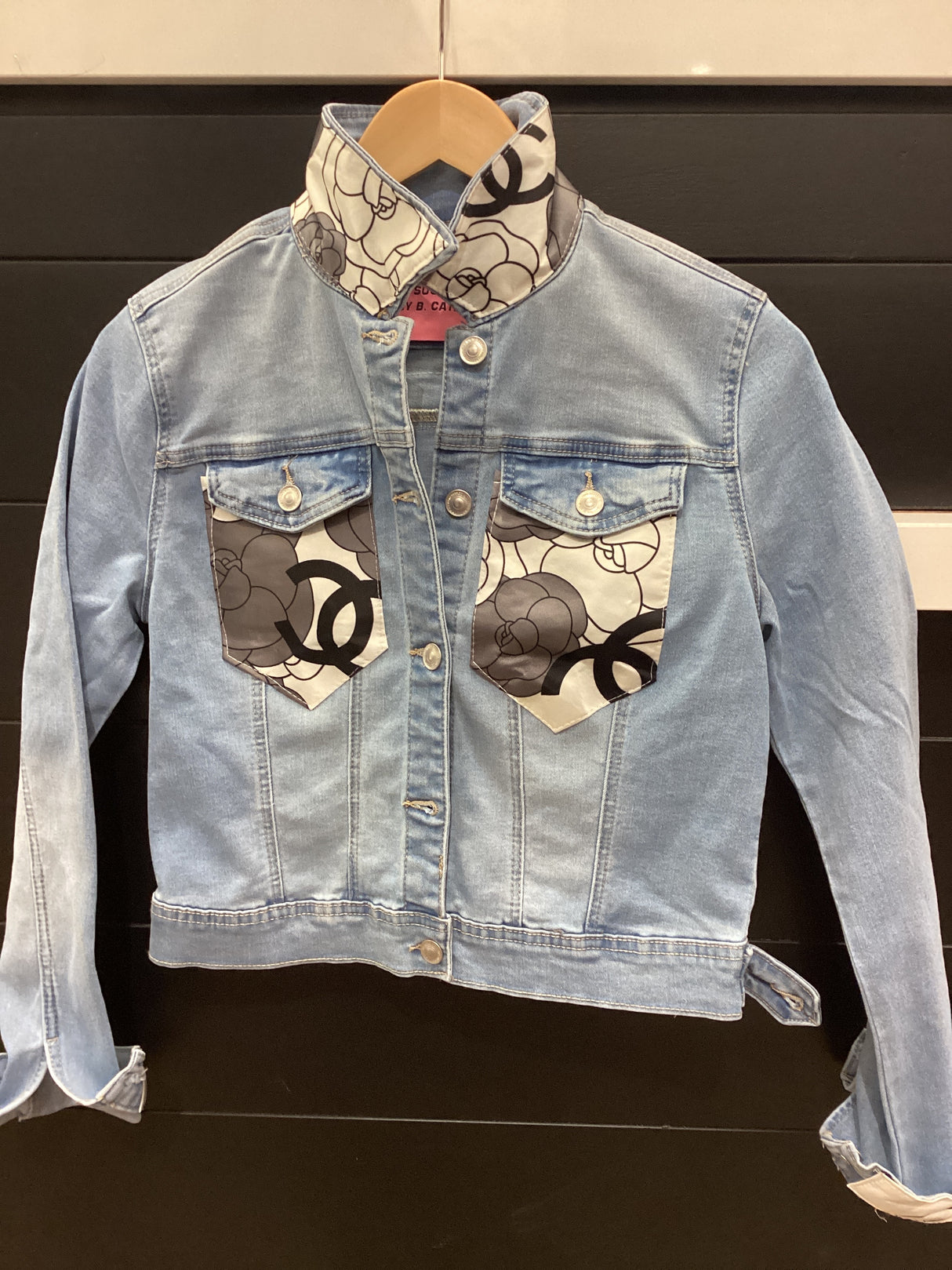 UPCYCLED VINTAGE C BLUE DENIM JACKET