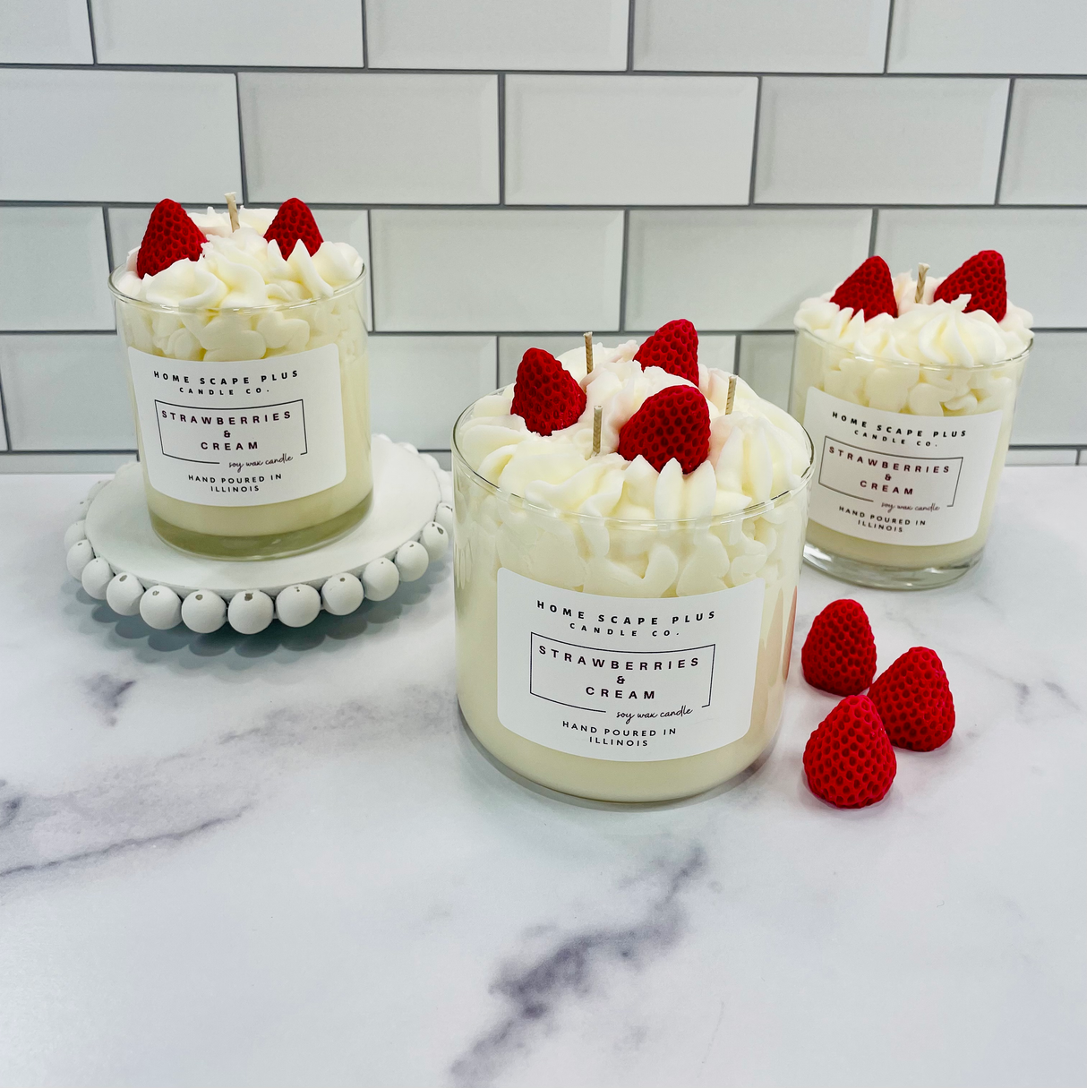 Soy Wax Candle/Strawberries & Cream 11oz or 18oz