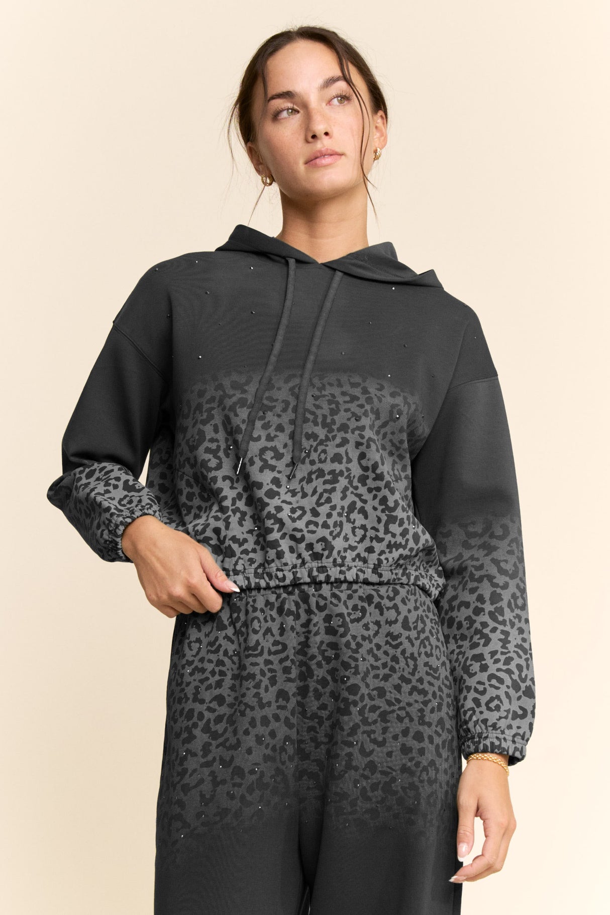 DT58509T - Glam Hoodie