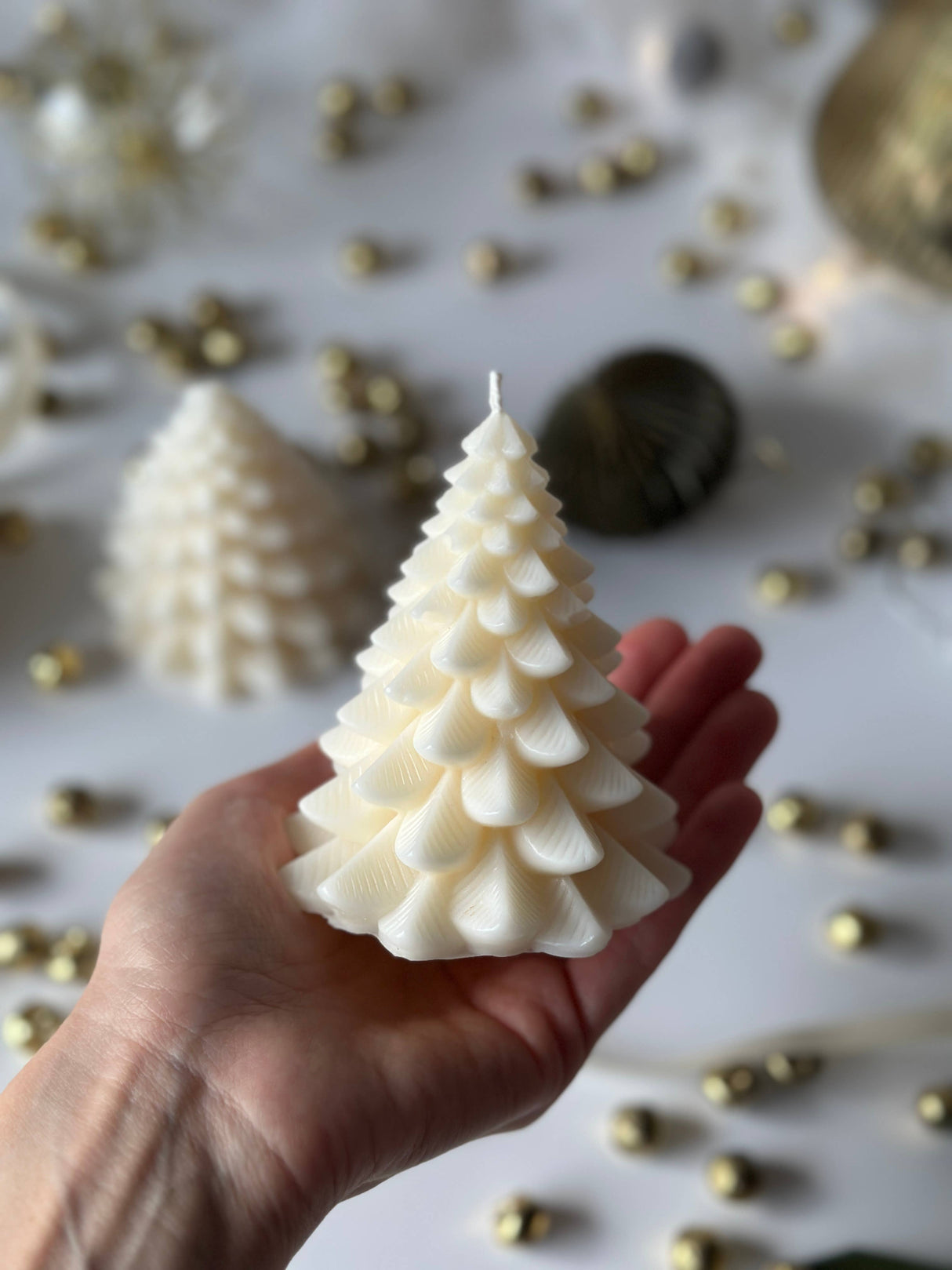 Pine Christmas Tree | Holiday Candles | Holiday Gift Ideas: Christmas Hearth / Cream (natural soy color)