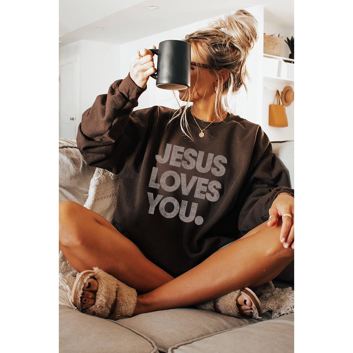 JESUS LOVES YOU VINTAGE  GRAPHIC SWEATSHIRTS
