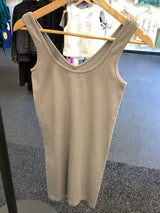 V2738 Sleeveless V Neck/Scoop Neck Tank Dress