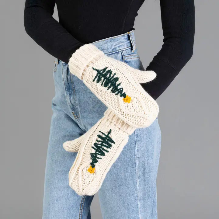 M-621 Beige Cable Knit Mittens w/ Tree