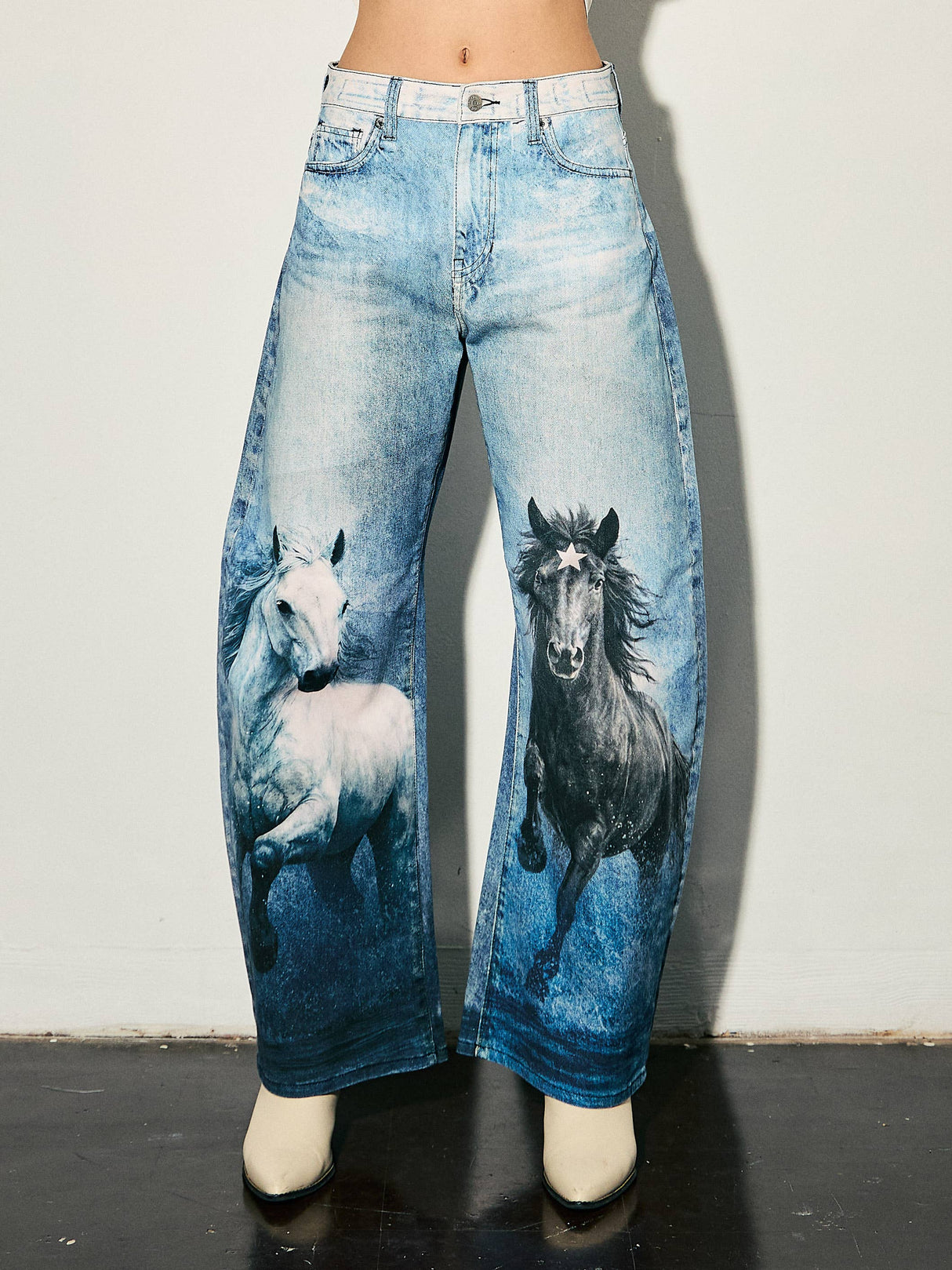 Viral Horse Digital Print Baggy Wide Jeans