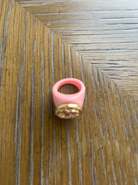 20T PINK LUCITE BAND