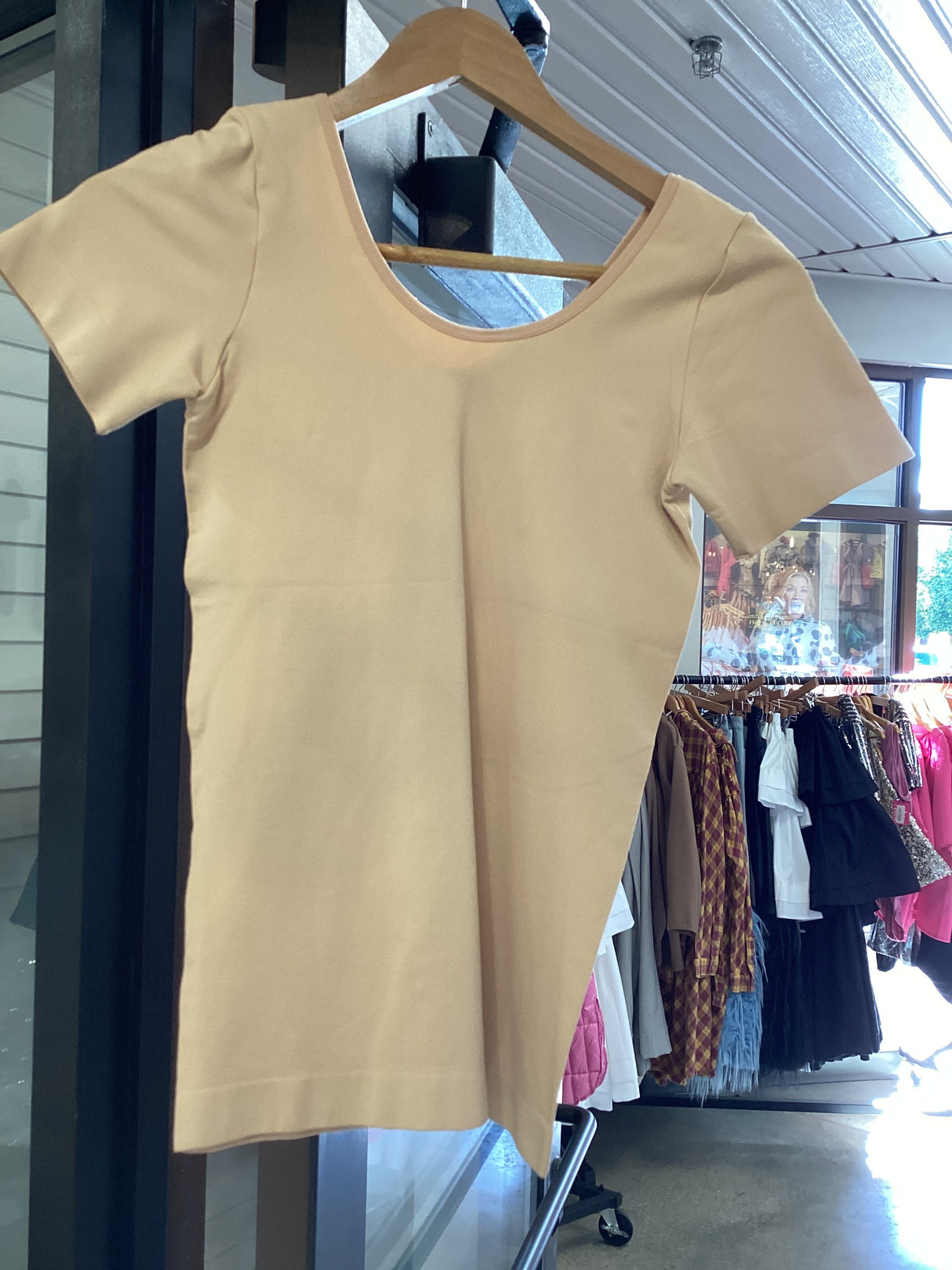 SML639 Short Sleeve V-Neck Top