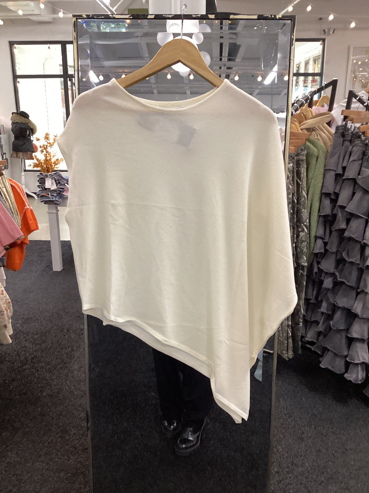 T30590 Beige Top