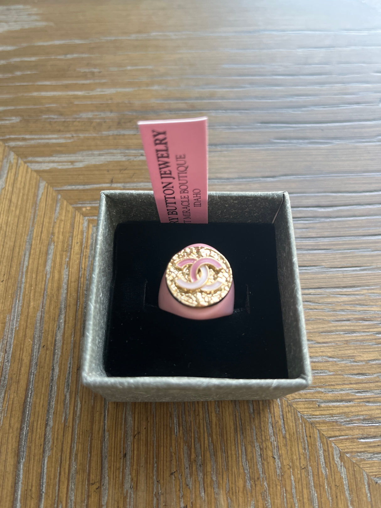 20T PINK LUCITE BAND