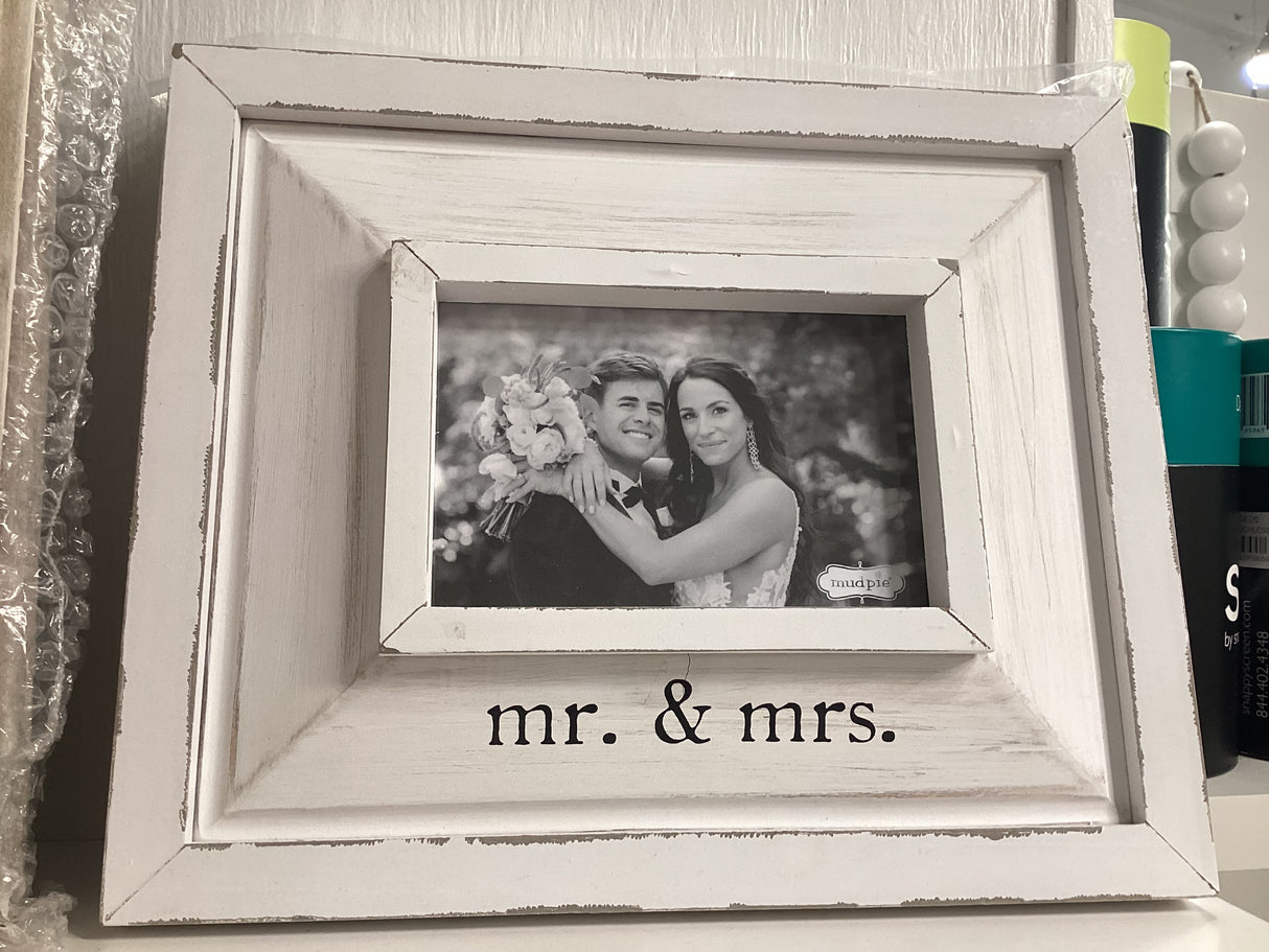 Large Mr. & Mrs. Frame