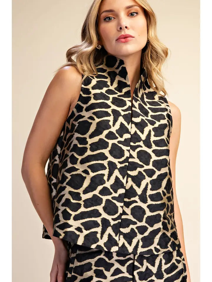 T8589 Stand Collar Sleeveless Top