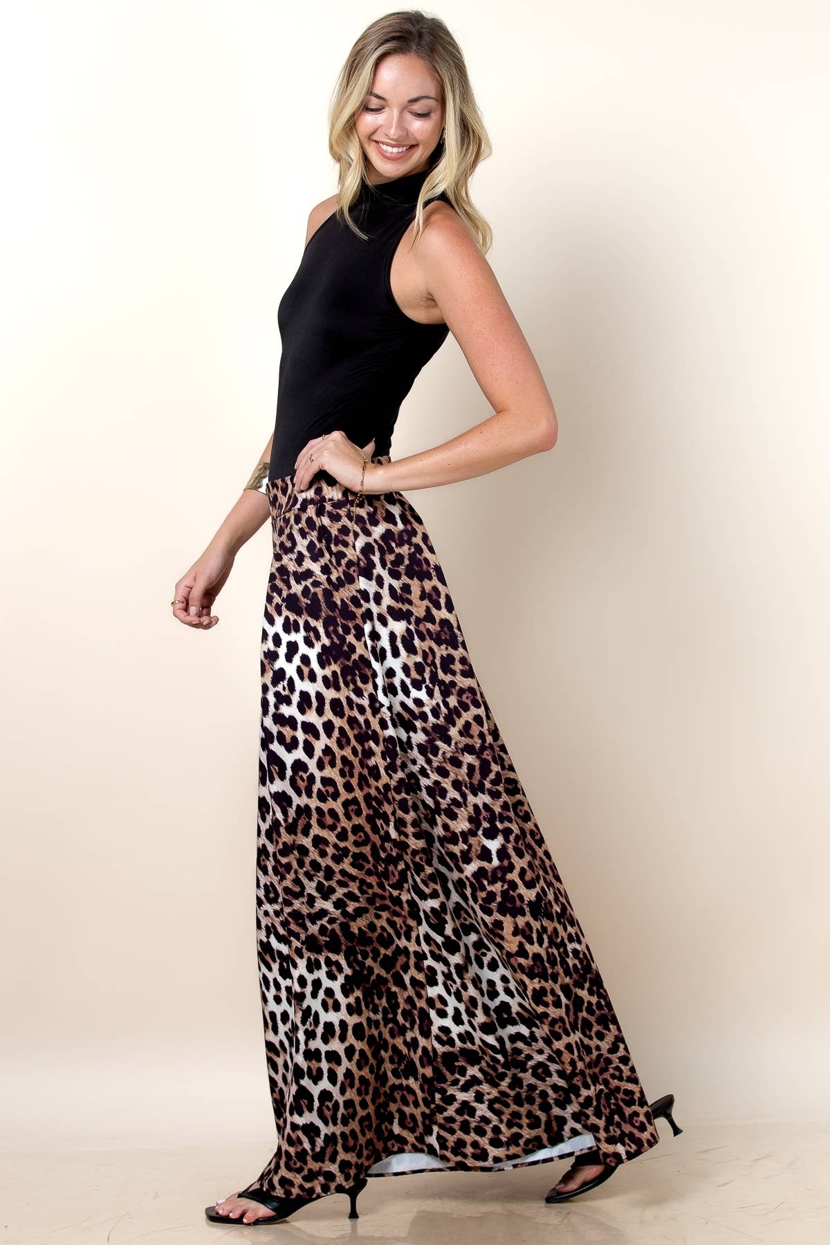 P919-6209-Gen Animal Print Wide Leg Pants