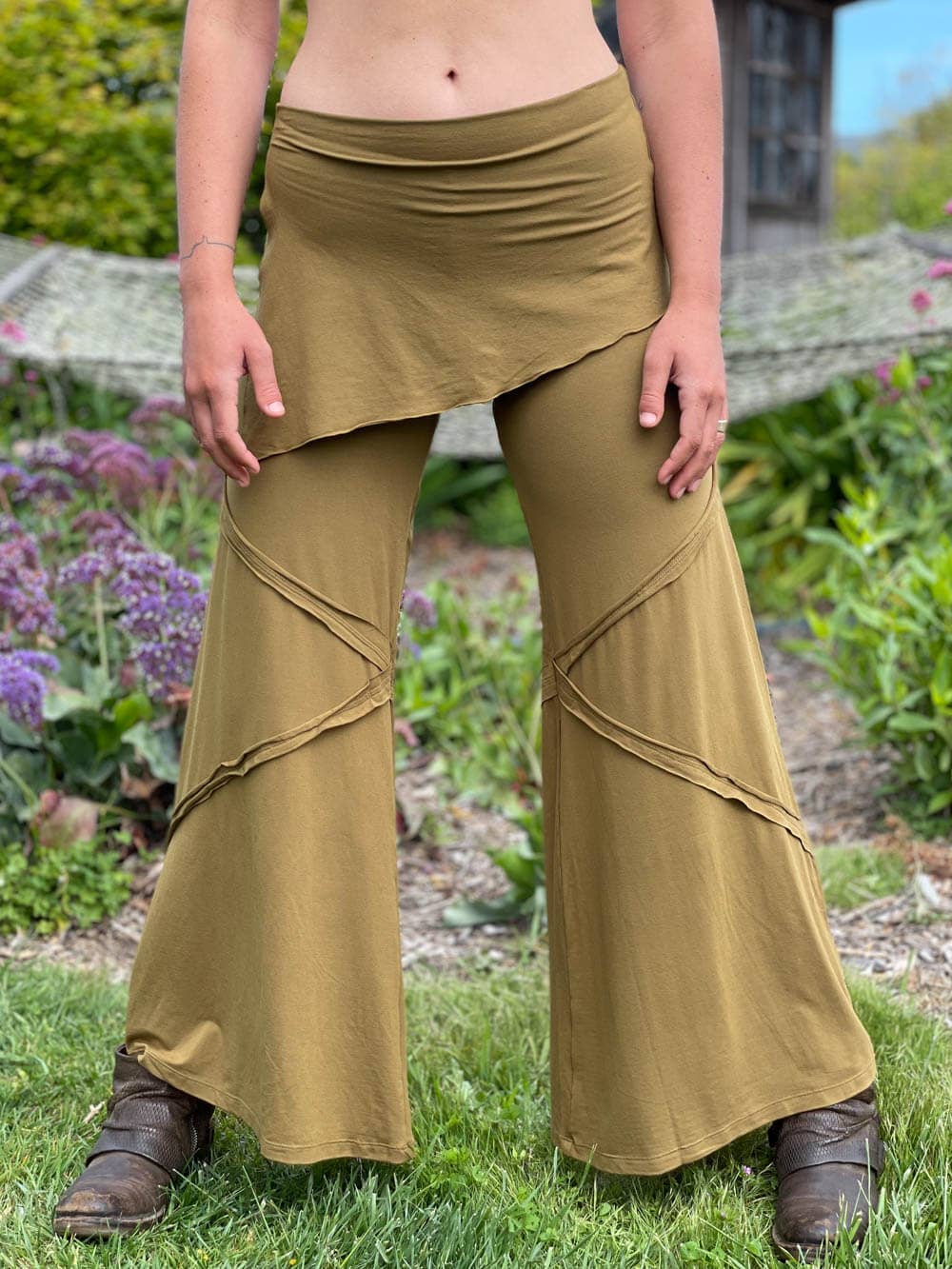 Wide Leg Panel Pants