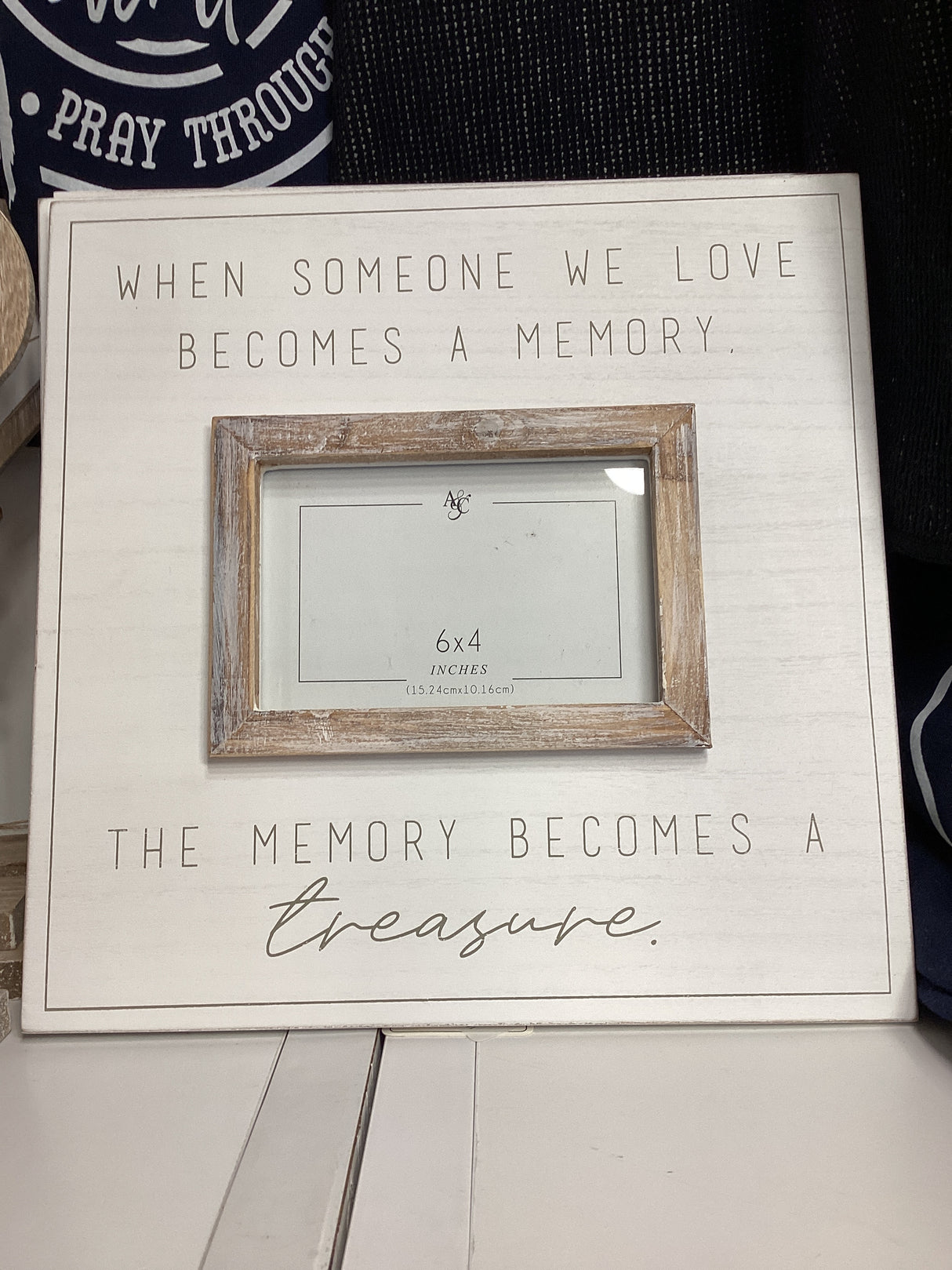 15778 Treasure Photo Frame