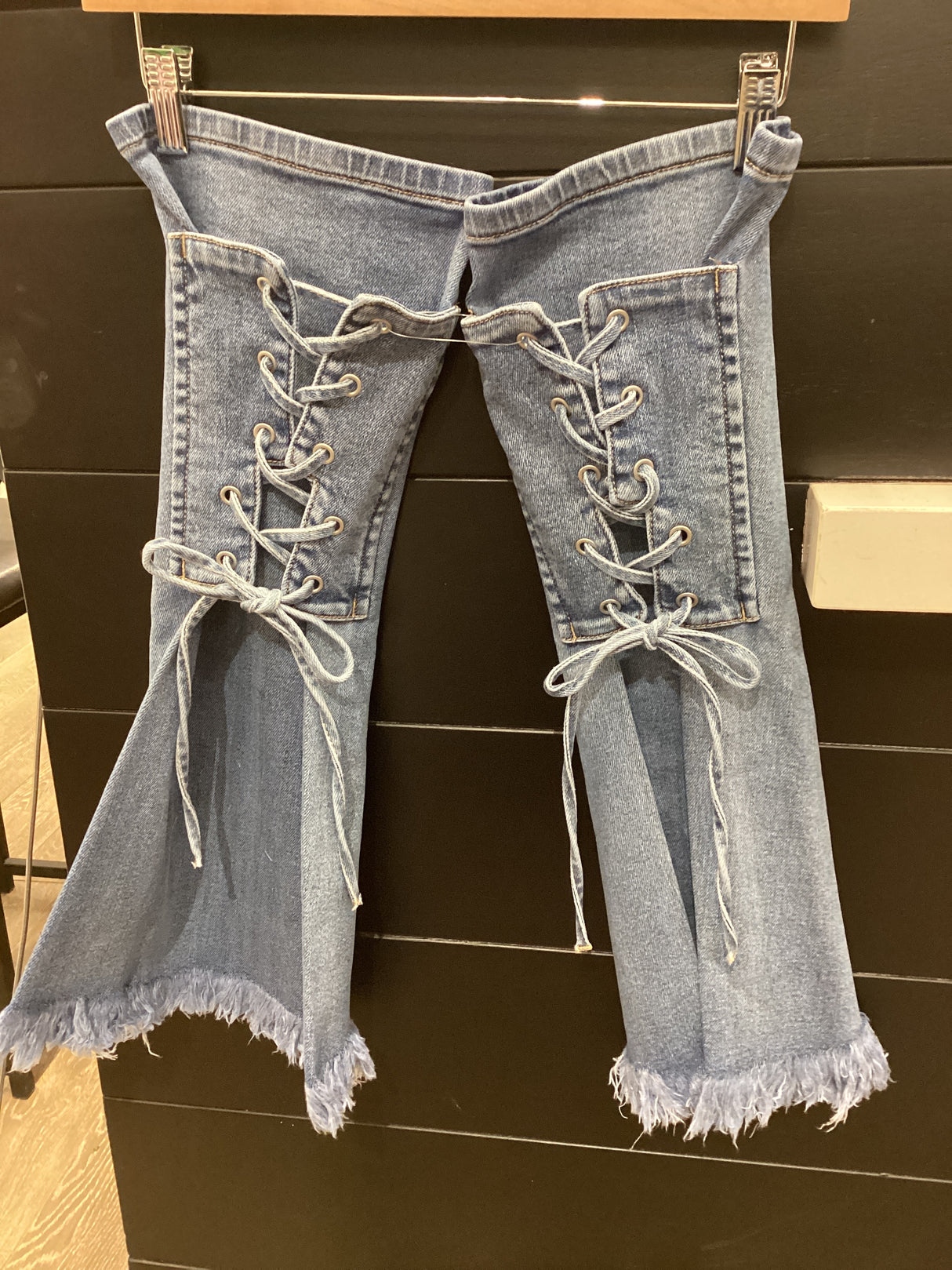 001-DENIM LEG WARMER W/LACE UP