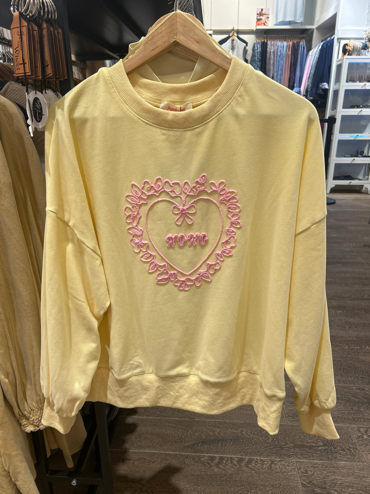 IKT300293-05 "XOXO" w/heart thin rope