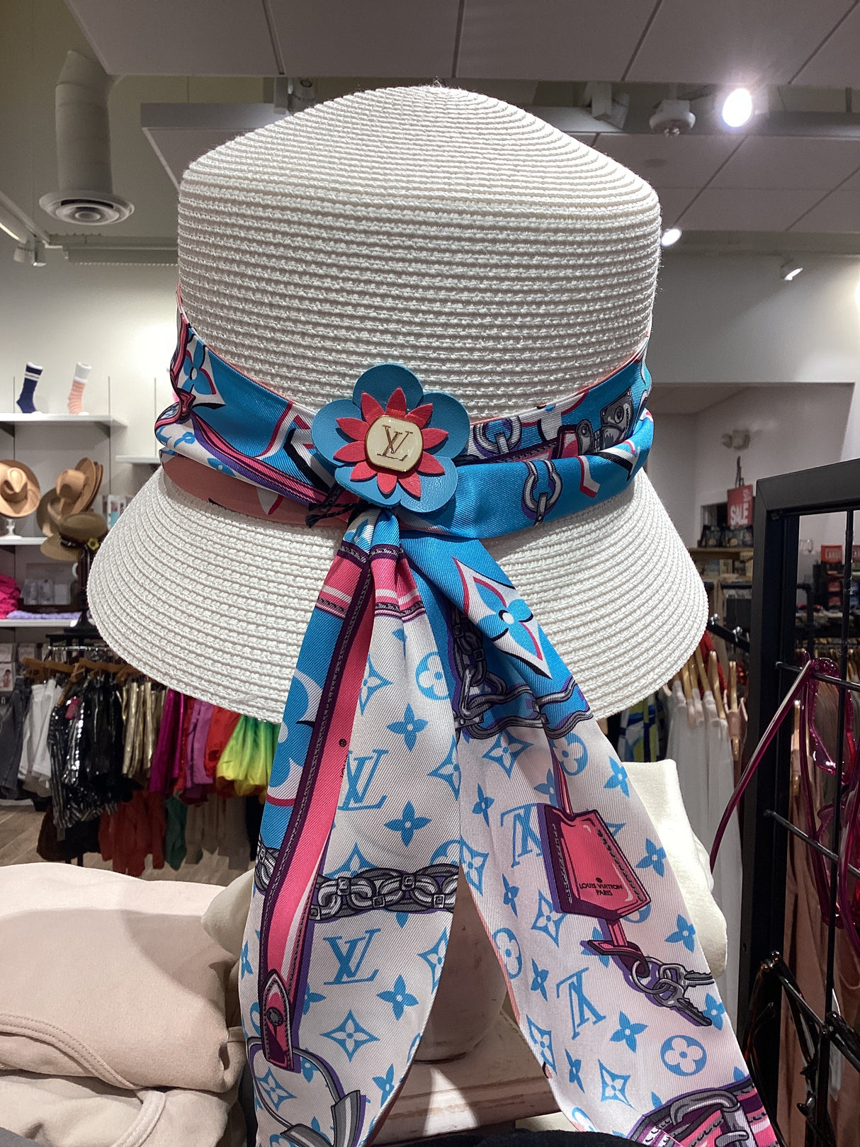 26A hat