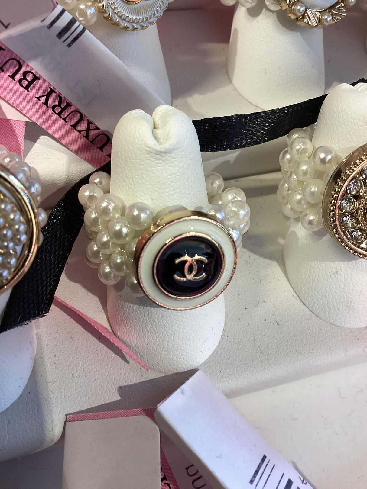 10T Pearl Chanel Ring